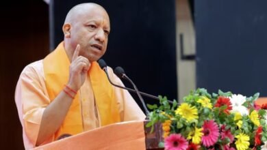 UP News: यूपी में रोहिंग्या पर बड़ा एक्शन, सीएम योगी ने 17 नगर निकायों को सूची बनाने और तुरंत कार्रवाई के निर्देश दिए