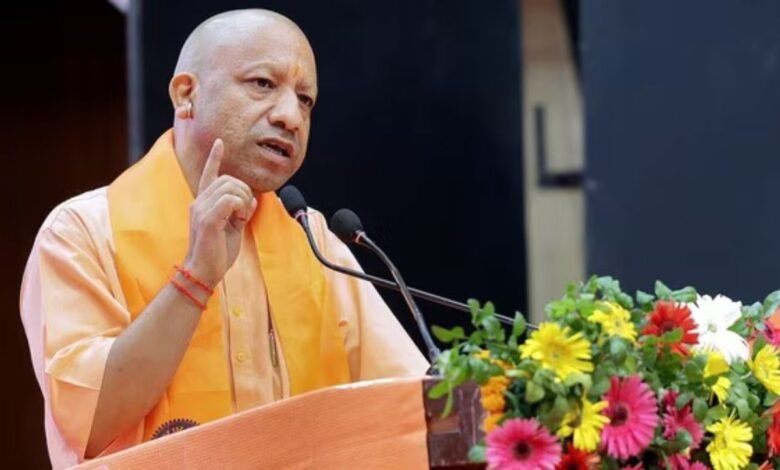 UP News: यूपी में रोहिंग्या पर बड़ा एक्शन, सीएम योगी ने 17 नगर निकायों को सूची बनाने और तुरंत कार्रवाई के निर्देश दिए