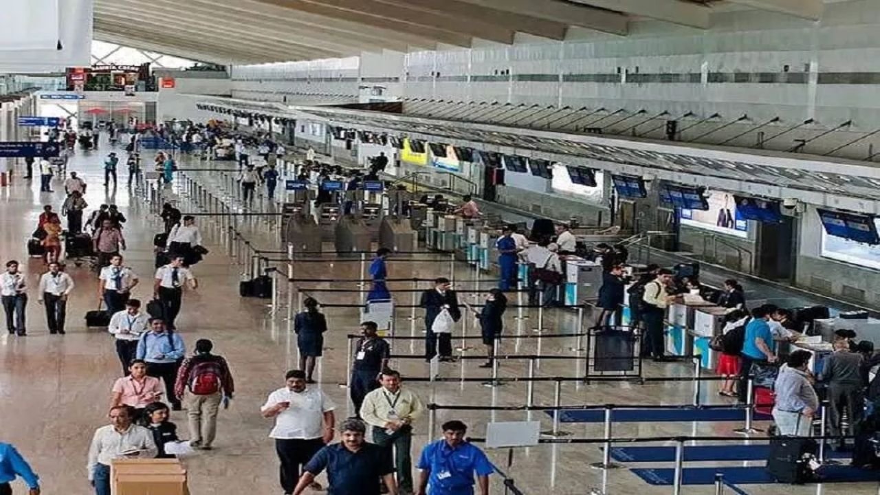 यात्रियों के लिए खुशखबरी, IGI Airport पर इंडिगो की सभी फ्लाइट्स रवाना अब कैंसिलेशन का डर खत्म