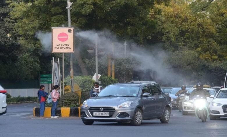 Delhi News: दिल्ली की हवा को मिलेगी राहत? ITO रोड पर मिस्ट तकनीक की ट्रायल से सस्पेंस बढ़ा